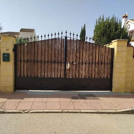 Agradable Casa Con Piscina En La Serrania. Arriate Esterno foto