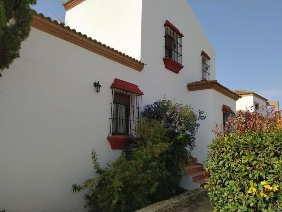 Agradable Casa Con Piscina En La Serrania. Arriate Esterno foto