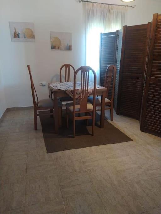 Agradable Casa Con Piscina En La Serrania. Arriate Esterno foto